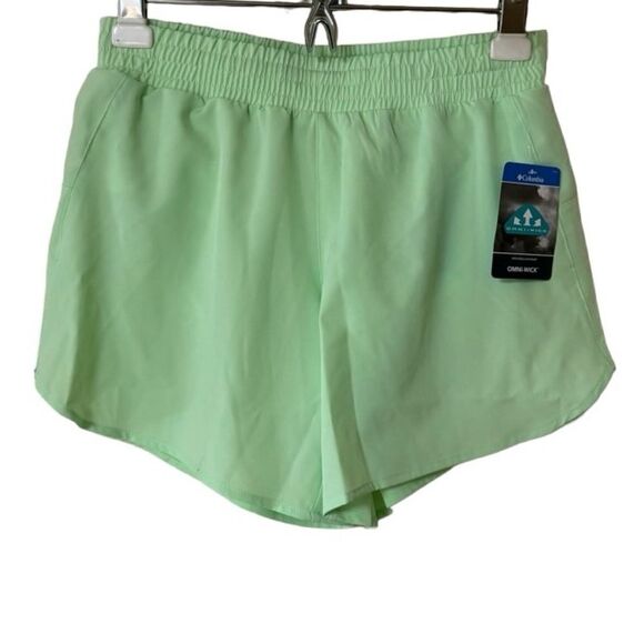 Columbia NWT Women’s Omni Wick Mint Green Hike Shorts Sz XS - Picture 1 of 13